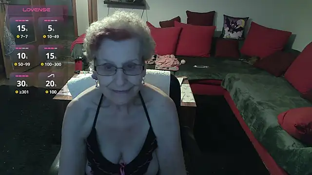 HeisseomaOriginal online show from January 20, 2025, 8:09 am