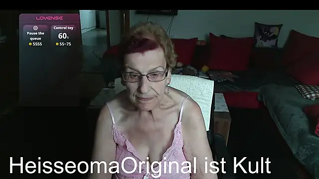HeisseomaOriginal online show from June 16, 2026, 7:11 am