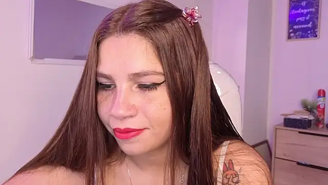 bluee hazell online show from February 19, 2026, 11:50 am