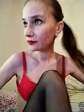 AimeeFair online show from October 10, 2025, 11:42 am