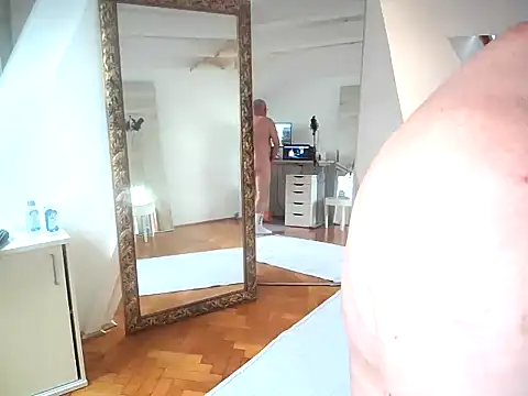 Snapshot of tobi_jerker chatting on October 12, 2025, 11:42 am tobi jerker online show from October 12, 2025, 11:42 am