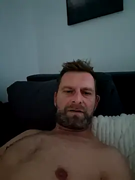 Snapshot of Mjn34 chatting on November 5, 2025, 6:46 am Mjn34 online show from November 5, 2025, 6:46 am