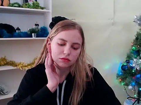 Snapshot of klerkarina chatting on December 6, 2024, 8:59 am klerkarina online show from December 6, 2024, 8:59 am