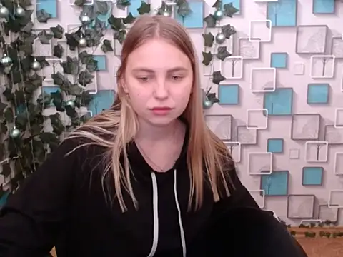 Snapshot of klerkarina chatting on December 8, 2024, 9:35 am klerkarina online show from December 8, 2024, 9:35 am