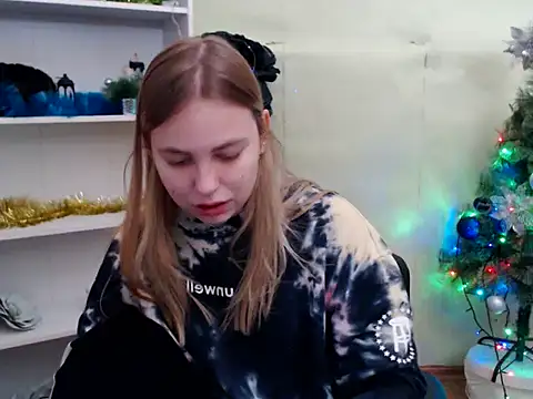 Snapshot of klerkarina chatting on December 9, 2024, 5:40 am klerkarina online show from December 9, 2024, 5:40 am