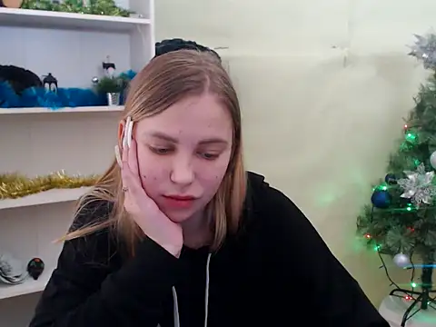 Snapshot of klerkarina chatting on December 22, 2024, 9:11 am klerkarina online show from December 22, 2024, 9:11 am