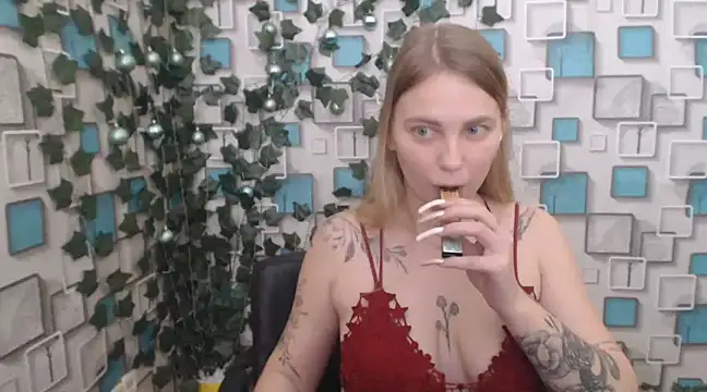 Snapshot of klerkarina chatting on January 3, 2025, 9:04 am klerkarina online show from January 3, 2025, 9:04 am