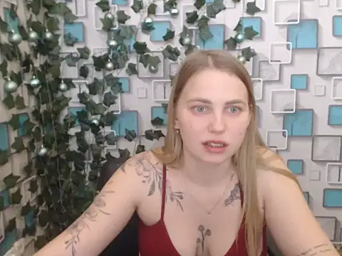 Snapshot of klerkarina chatting on January 5, 2025, 9:05 am klerkarina online show from January 5, 2025, 9:05 am