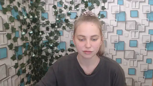 Snapshot of klerkarina chatting on January 10, 2025, 7:57 am klerkarina online show from January 10, 2025, 7:57 am