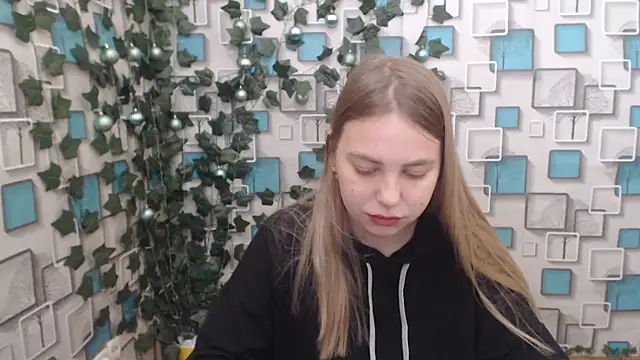 Snapshot of klerkarina chatting on January 20, 2025, 5:48 am klerkarina online show from January 20, 2025, 5:48 am