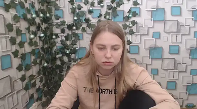 Snapshot of klerkarina chatting on January 21, 2025, 9:57 am klerkarina online show from January 21, 2025, 9:57 am