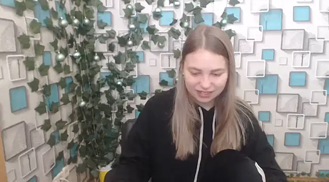 Snapshot of klerkarina chatting on February 6, 2025, 6:29 am klerkarina online show from February 6, 2025, 6:29 am