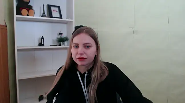 Snapshot of klerkarina chatting on February 14, 2025, 6:45 am klerkarina online show from February 14, 2025, 6:45 am