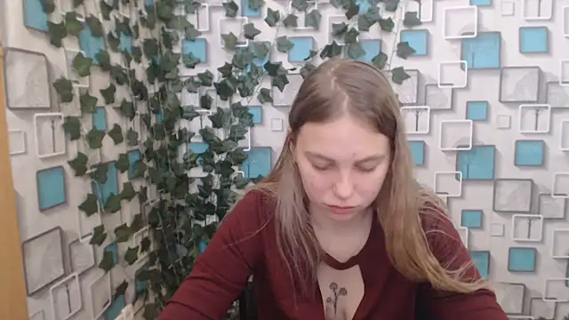 Snapshot of klerkarina chatting on March 7, 2025, 8:45 am klerkarina online show from March 7, 2025, 8:45 am