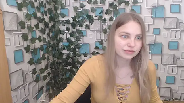 Snapshot of klerkarina chatting on March 17, 2025, 5:34 am klerkarina online show from March 17, 2025, 5:34 am