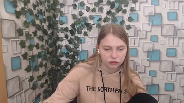 Snapshot of klerkarina chatting on March 19, 2025, 9:06 am klerkarina online show from March 19, 2025, 9:06 am