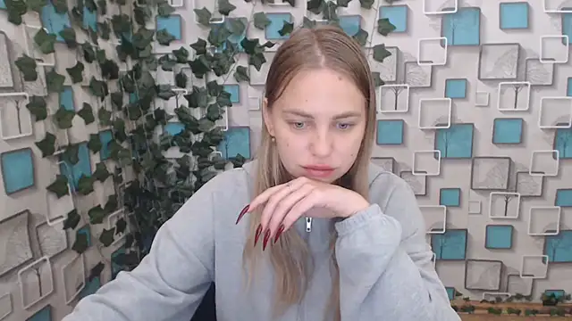 Snapshot of klerkarina chatting on October 6, 2025, 5:05 am klerkarina online show from October 6, 2025, 5:05 am