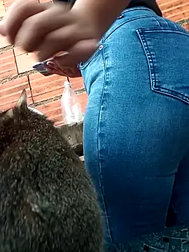 ValeriaSantos- online show from February 11, 2025, 12:05 pm