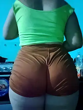 ValeriaSantos- online show from September 14, 2025, 11:26 pm