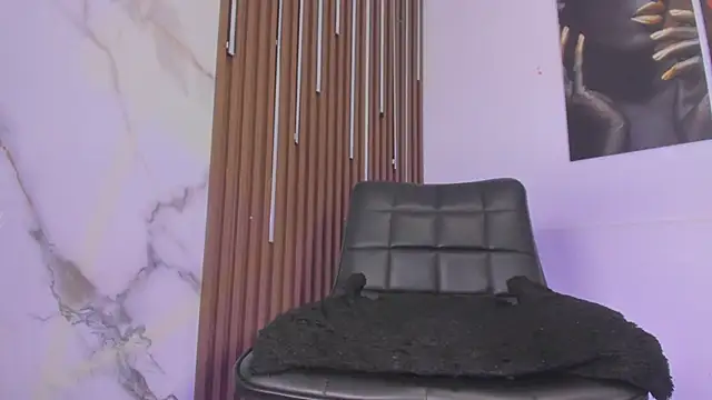 Sophia Cameron online show from January 19, 2025, 1:10 am