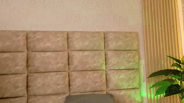 CameronCollins  online show from May 12, 2026, 7:11 pm