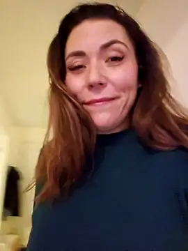 Ellie-L-Elizabeth online show from November 9, 2025, 12:20 am