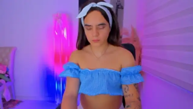 Snapshot of alask_pears0 chatting on November 27, 2025, 2:19 pm alask pears0 online show from November 27, 2025, 2:19 pm