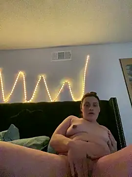 ththotmomma online show from December 26, 2024, 7:24 am