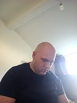 Snapshot of mario890605 chatting on March 10, 2025, 8:37 am mario890605 online show from March 10, 2025, 8:37 am