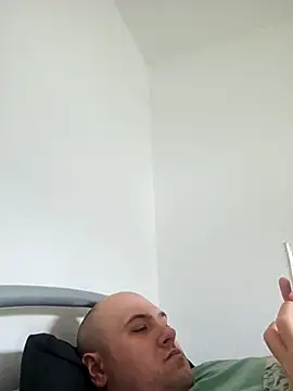 mario890605 online show from February 17, 2026, 10:56 am