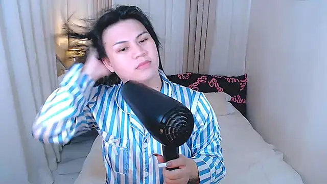 Snapshot of Mimi_Cums chatting on November 1, 2025, 4:25 am Mimi Cums online show from November 1, 2025, 4:25 am