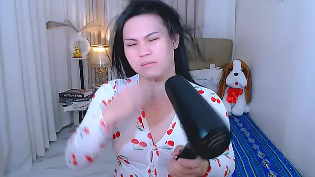 Snapshot of Mimi_Cums chatting on November 13, 2025, 3:05 am Mimi Cums online show from November 13, 2025, 3:05 am