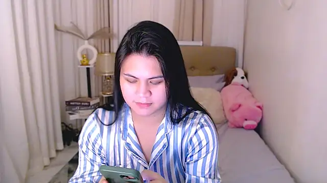 Snapshot of Mimi_Cums chatting on November 27, 2025, 4:09 pm Mimi Cums online show from November 27, 2025, 4:09 pm