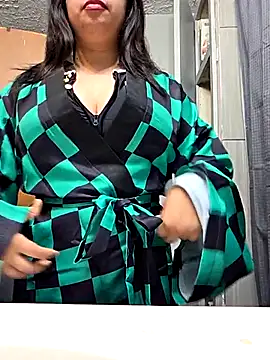 AriannaPena online show from October 19, 2025, 10:32 pm