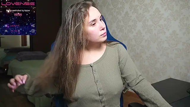 Sandra SW  online show from March 4, 2025, 5:13 pm