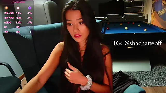 shachatteof online show from October 1, 2025, 8:42 am