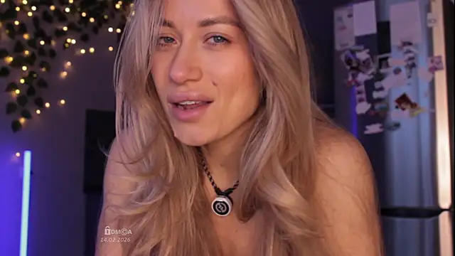 Blondie Bunny online show from February 14, 2026, 3:25 am