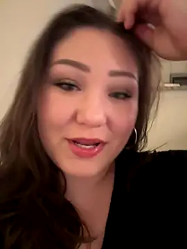 Snapshot of RosieDixx chatting on November 6, 2025, 2:34 am RosieDixx online show from November 6, 2025, 2:34 am