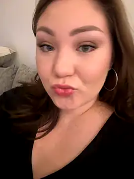 Snapshot of RosieDixx chatting on November 9, 2025, 6:12 am RosieDixx online show from November 9, 2025, 6:12 am