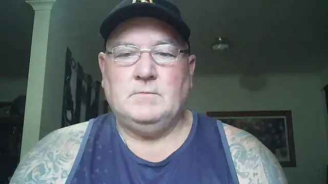 Snapshot of HOTANAL chatting on November 10, 2025, 11:48 pm HOTANAL online show from November 10, 2025, 11:48 pm