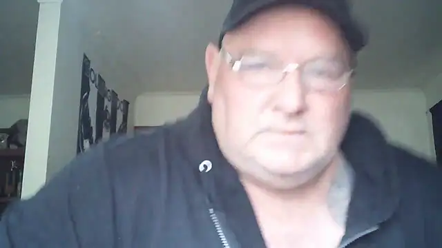 Snapshot of HOTANAL chatting on November 11, 2025, 10:21 pm HOTANAL online show from November 11, 2025, 10:21 pm