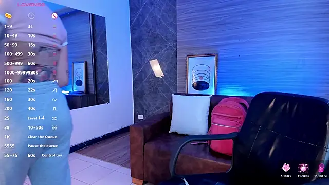 Snapshot of kimbrownn chatting on October 23, 2025, 12:37 pm kimbrownn online show from October 23, 2025, 12:37 pm