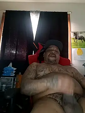 yellowwetfox online show from March 17, 2025, 11:32 pm