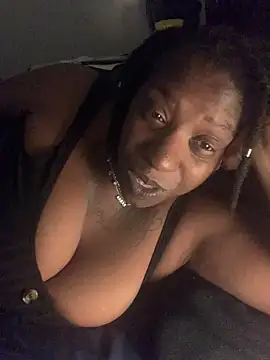 Snapshot of markquanna chatting on August 7, 2026, 5:26 pm markquanna online show from August 7, 2026, 5:26 pm