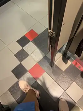 Snapshot of CrazzyChicks chatting on September 25, 2025, 7:45 am CrazzyChicks online show from September 25, 2025, 7:45 am