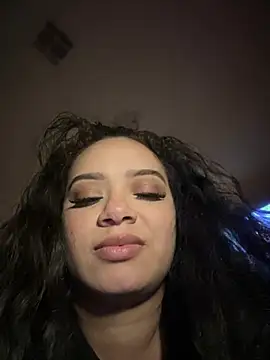 Snapshot of CarmelaAnthony chatting on December 12, 2024, 1:39 pm CarmelaAnthony online show from December 12, 2024, 1:39 pm