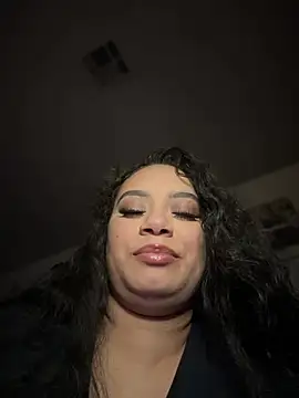 Snapshot of CarmelaAnthony chatting on January 9, 2025, 1:35 pm CarmelaAnthony online show from January 9, 2025, 1:35 pm