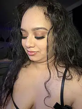 Snapshot of CarmelaAnthony chatting on January 18, 2025, 2:23 pm CarmelaAnthony online show from January 18, 2025, 2:23 pm