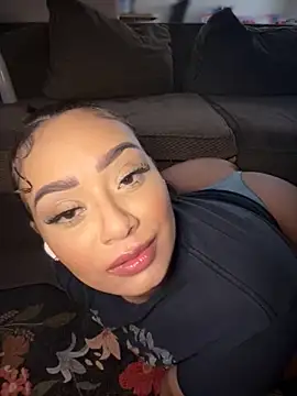 Snapshot of CarmelaAnthony chatting on October 2, 2025, 3:41 pm CarmelaAnthony online show from October 2, 2025, 3:41 pm