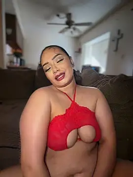 Snapshot of CarmelaAnthony chatting on October 16, 2025, 4:19 pm CarmelaAnthony online show from October 16, 2025, 4:19 pm